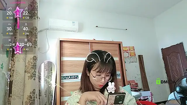 Lili 666 online show from October 28, 2:06 am