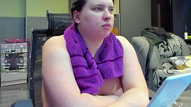 1lindsey1 online show from September 30, 9:26 am