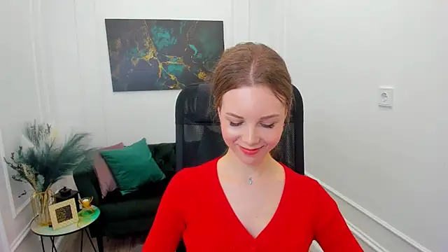 MileyWings online show from March 22, 12:22 pm