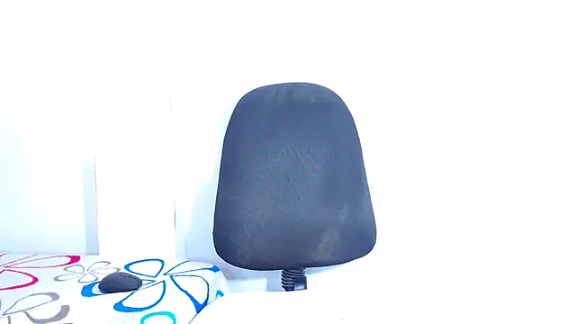 Megaanfox online show from March 12, 8:00 pm