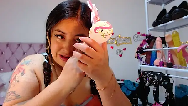 lanaqueen699 online show from October 3, 1:27 pm