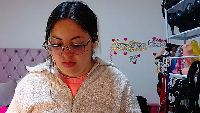 lanaqueen699 online show from October 17, 12:41 pm