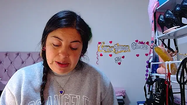 lanaqueen699 online show from February 24, 12:26 pm