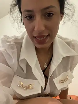 LunitaDollz online show from May 10, 8:44 pm