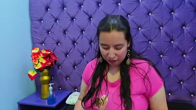 NaomyPrinces online show from October 6, 2:23 pm