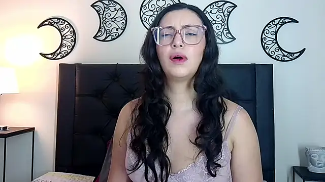 EvoletFMK online show from November 11, 6:38 pm