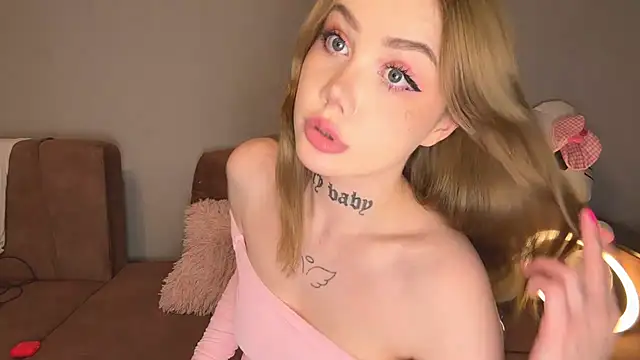 hanna cry baby online show from October 4, 3:38 pm