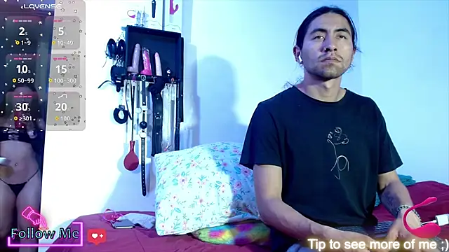 KiddyEvaa666999 online show from October 25, 9:43 pm