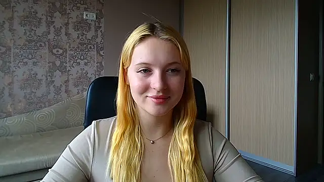 Milka kiss  online show from July 10, 12:27 pm
