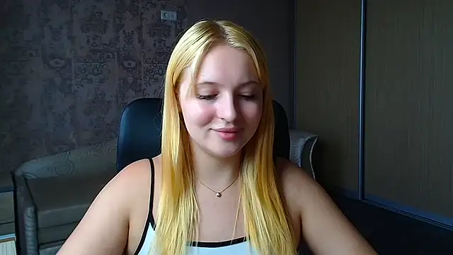 Milka kiss  online show from June 3, 2:33 pm