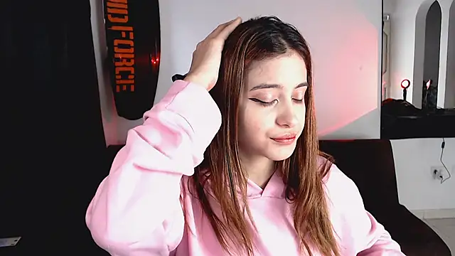 liz-beths online show from October 27, 7:52 pm