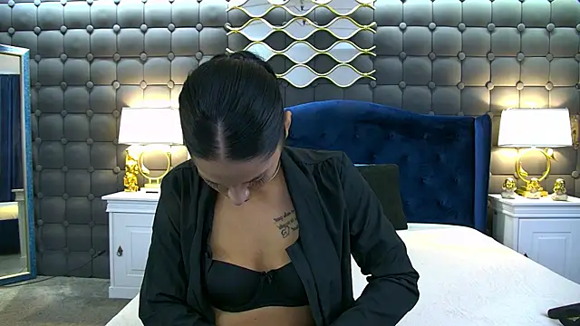 LeyaCass online show from September 17, 4:32 am