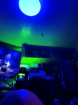 0SEANX online show from April 13, 7:25 pm