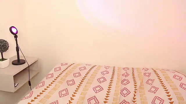 michaela cox online show from October 14, 8:44 pm