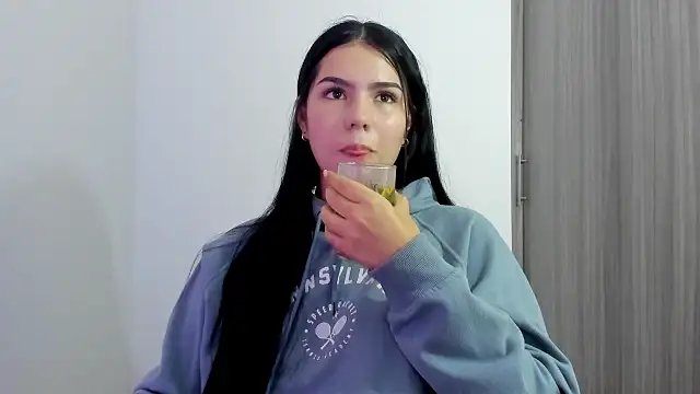 Natasha su  online show from October 8, 9:19 pm