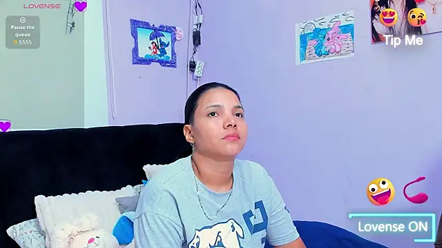 sara mendez2 online show from November 3, 12:36 am