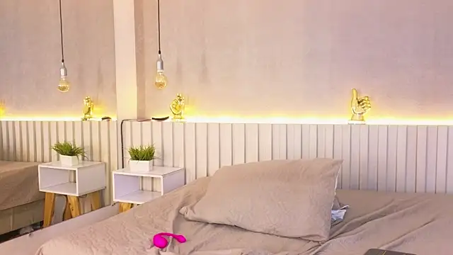 Aida moreno online show from March 6, 12:11 pm