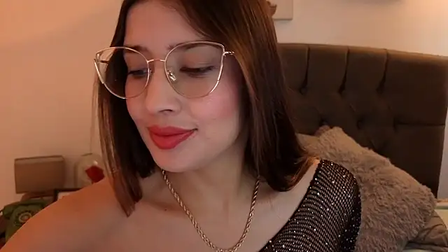 Emma Lombardi online show from October 17, 2:20 pm