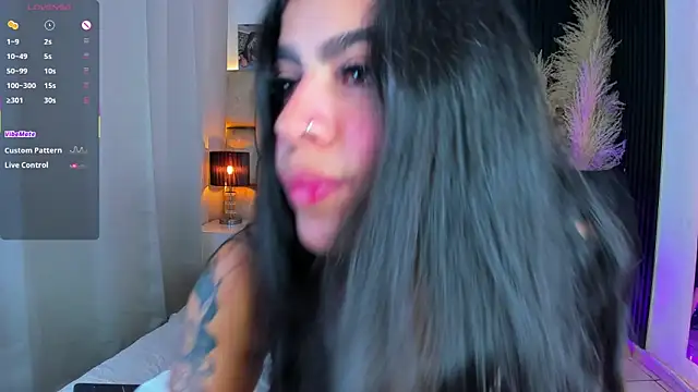 little sophie18 online show from June 1, 8:21 pm