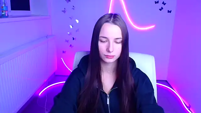 Eva Janee online show from December 19, 6:38 am