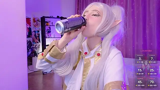 Carolina Leep online show from February 9, 3:58 pm