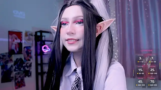 Carolina Leep online show from October 4, 1:50 pm