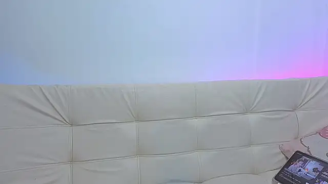 EmilygarciaXXX online show from April 15, 2:56 am