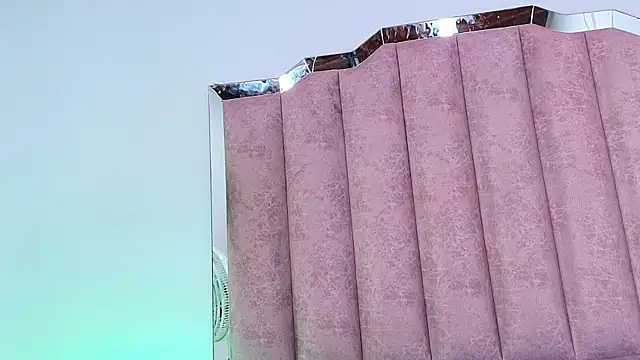 anisha x online show from September 11, 7:25 pm