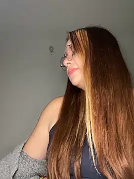 NatyOlson online show from October 10, 4:39 am