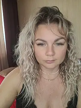 candy queeen online show from July 3, 5:35 am