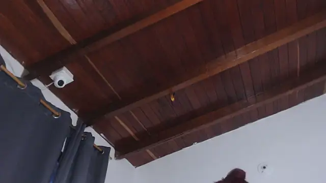 Amara Red online show from October 4, 11:05 am