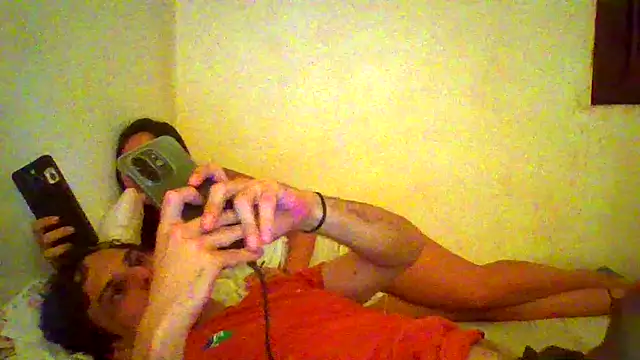 buenocouple online show from April 21, 12:36 am