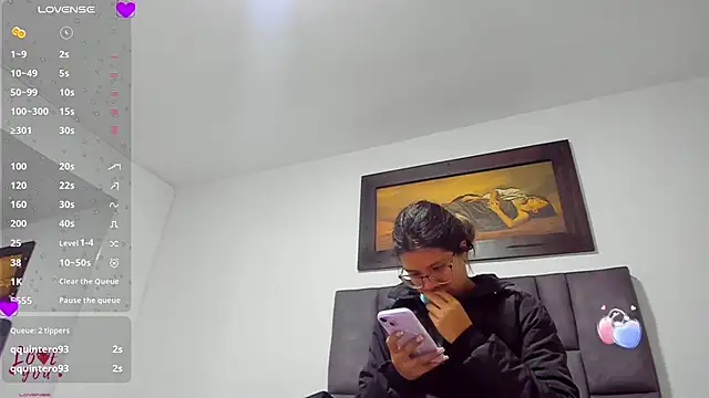 Vahiolet smith online show from February 7, 12:36 am