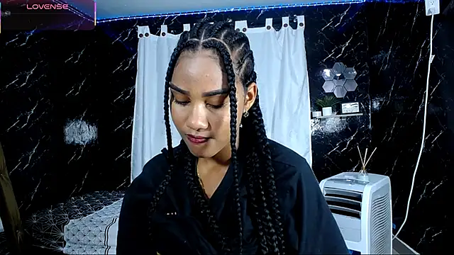 Hillary queen online show from October 12, 1:02 pm