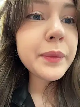 Peachy Dream online show from November 16, 8:20 pm