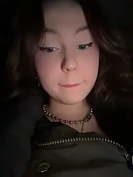 Peachy Dream online show from February 12, 7:04 pm