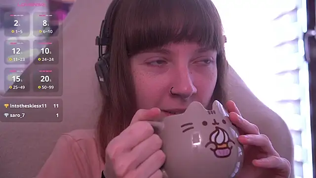 juliapie online show from November 22, 8:39 am