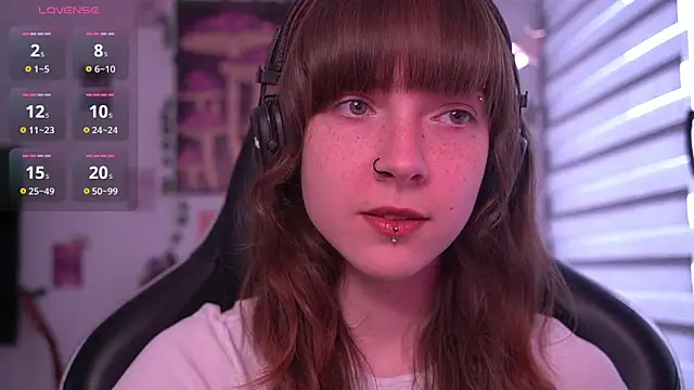 juliapie online show from May 16, 2:05 pm