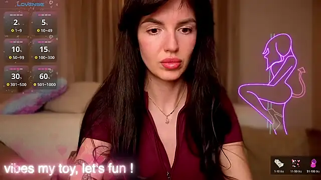 Your sexy devil online show from October 17, 8:45 pm