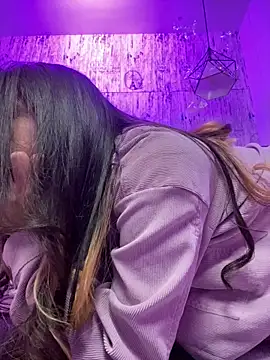 AbyThompson online show from November 12, 4:27 pm