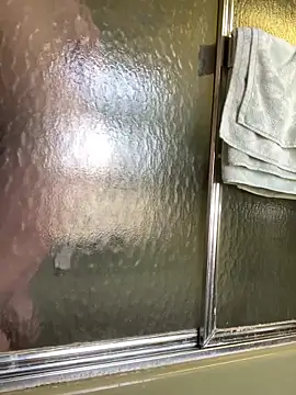 CUMFOREVERY1nTitTiES2 online show from April 11, 7:50 pm