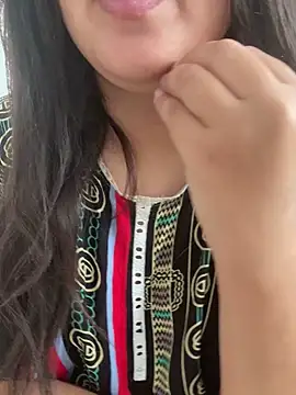 yassminsexy22 online show from September 11, 11:21 am