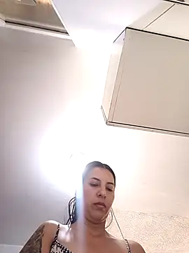 Bonny Klote online show from December 21, 2:21 pm