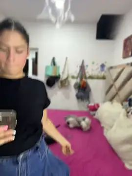 Karla-sexy01 online show from August 1, 12:12 am