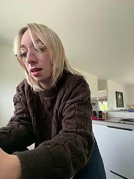 Giuliana baby online show from March 10, 4:00 pm