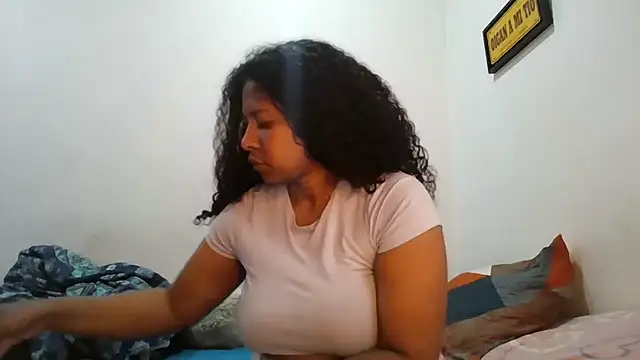 Ivon-09 online show from December 14, 11:27 am