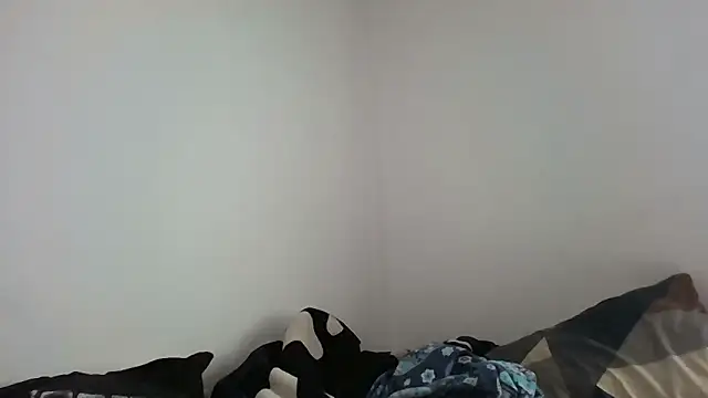 Ivon-09 online show from September 25, 5:01 pm