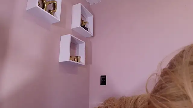 veronica sinner  online show from February 19, 3:44 pm