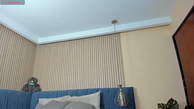 kathecute   online show from February 11, 1:53 am