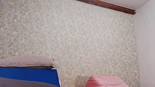 nicol f online show from September 11, 7:25 pm